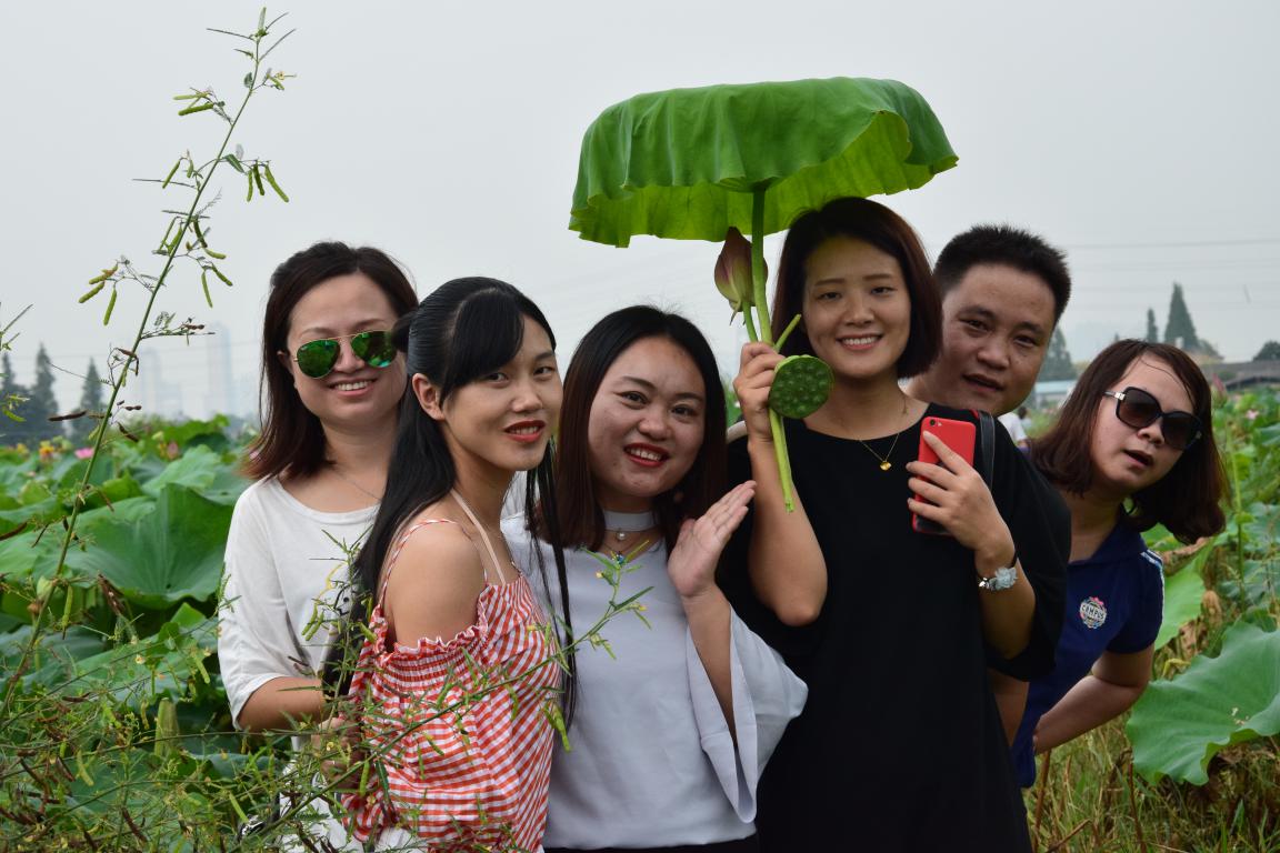 長沙清潔,長沙清潔服務,長沙專業(yè)清潔,長沙清潔公司,湖南專業(yè)清潔,長沙保潔公司,長沙專業(yè)保潔,長沙物業(yè)保潔