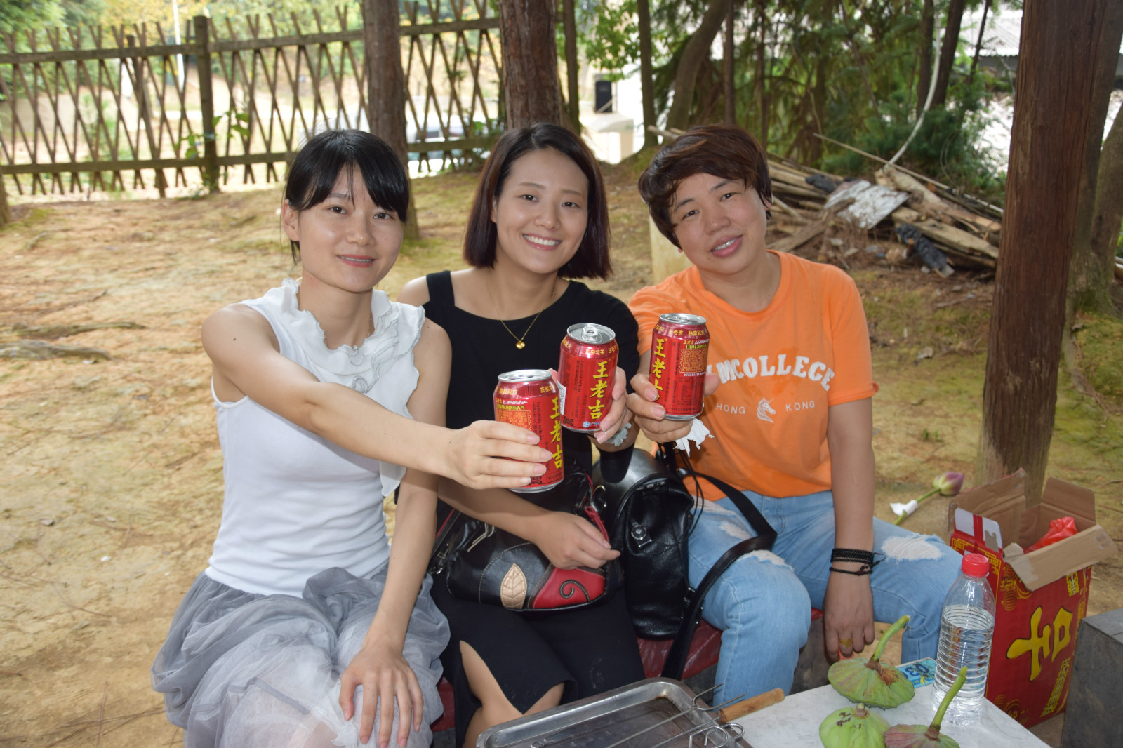 長沙清潔,長沙清潔服務,長沙專業(yè)清潔,長沙清潔公司,湖南專業(yè)清潔,長沙保潔公司,長沙專業(yè)保潔,長沙物業(yè)保潔